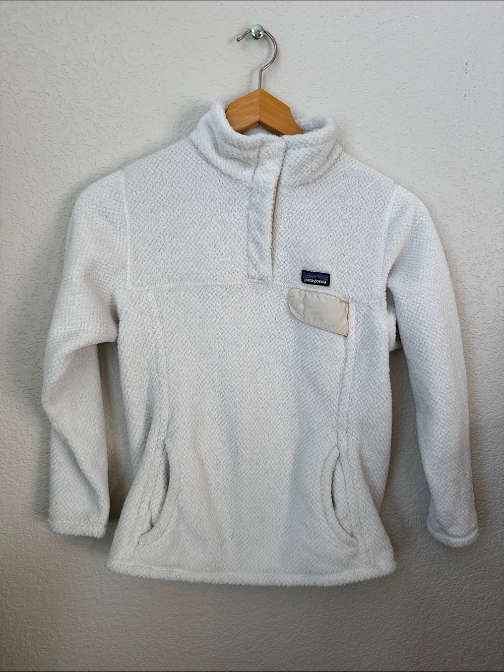 Patagonia Snap-Neck Pullover Cream White size Kids Large 12